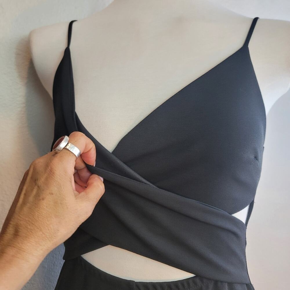 NWOT SUNSET & SPRING Black Wrap Cutout Jumpsuit Cropped Wide Leg Date Night Out - Picture 9 of 16